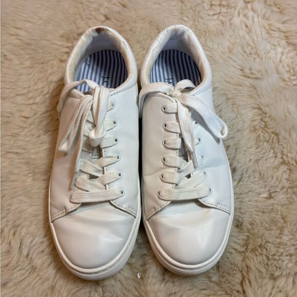 J. Crew White Canvas Sneakers with Minimalist Design - Picture 8 of 8
